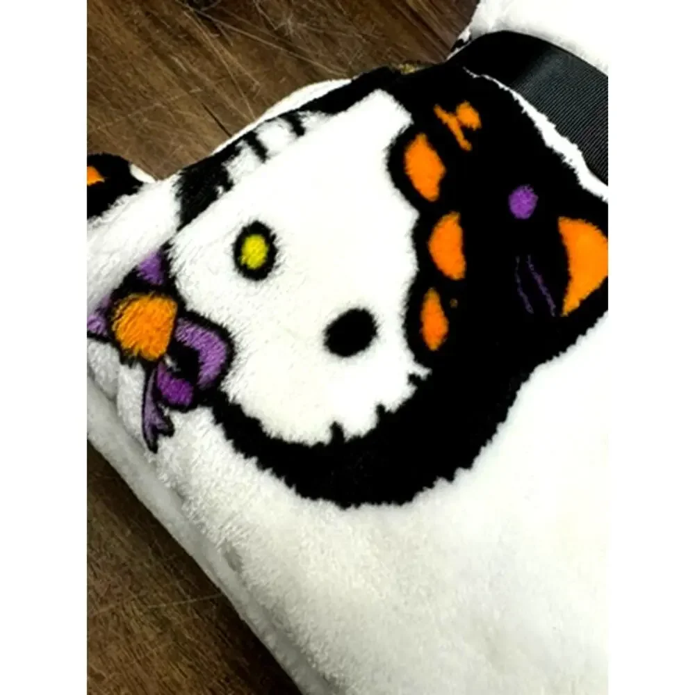 Hello Kitty Plush Blanket, Kitty Head‎ W/Cat Costume,Twin